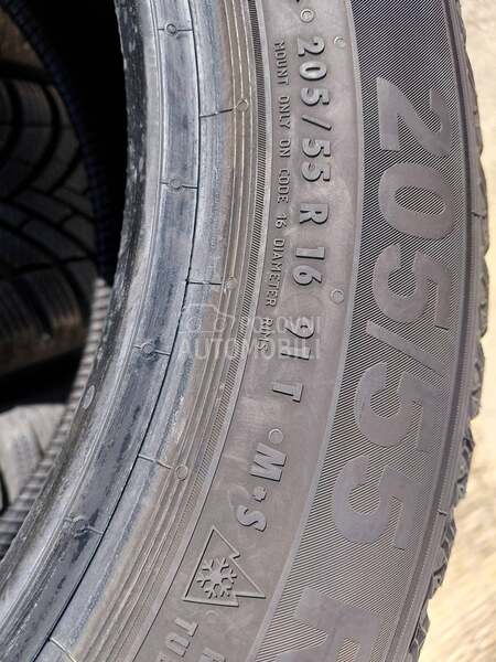 Semperit 205/55 R16 Zimska