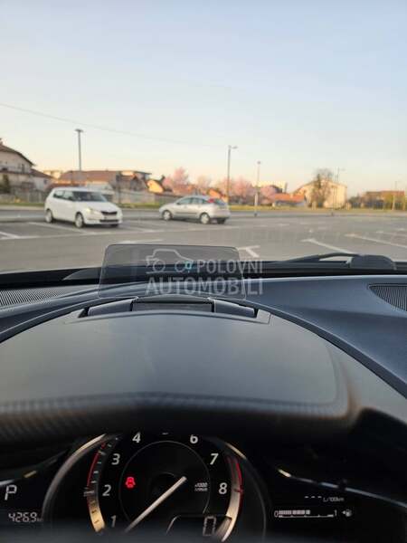 Mazda 3 AT Revolution