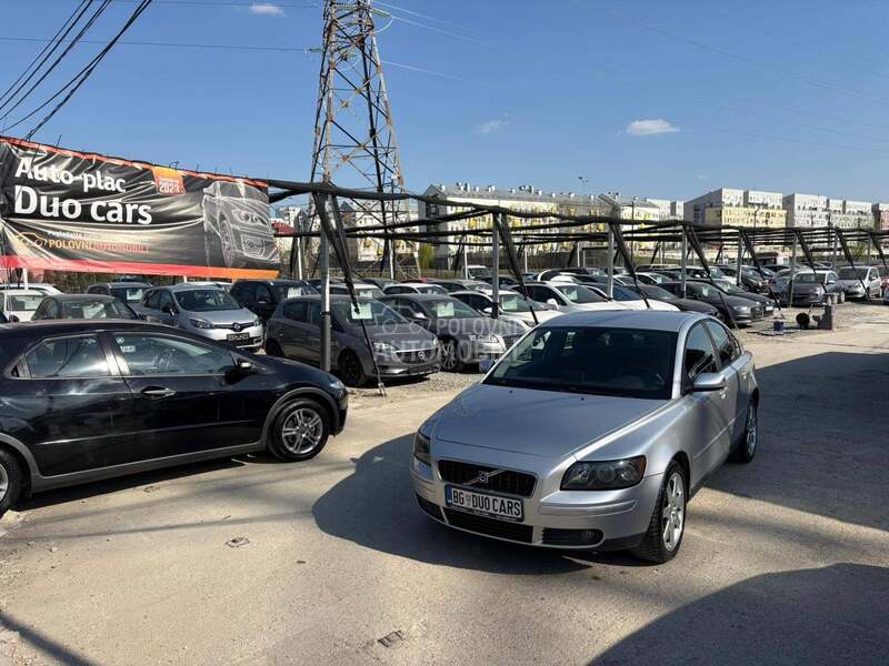 Volvo S40 