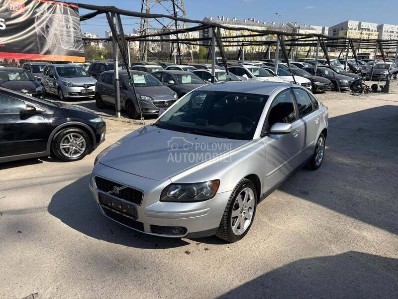 Volvo S40 