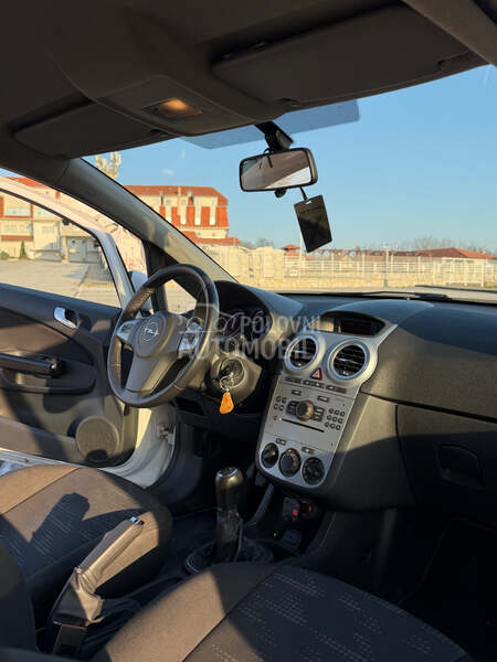 Opel Corsa D 