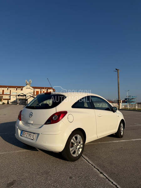 Opel Corsa D 
