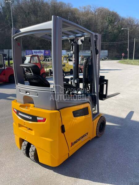 Jungheinrich 1,5 tona Duplex