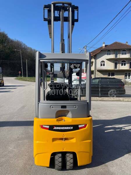 Jungheinrich 1,5 tona Duplex