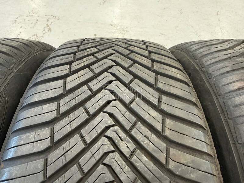 Continental 205/50 R17 Sve sezone