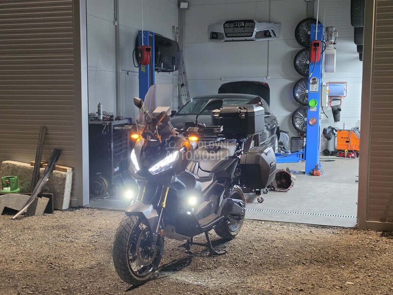 Honda X ADV