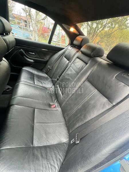 BMW 528 m52