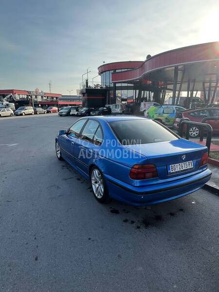 BMW 528 m52