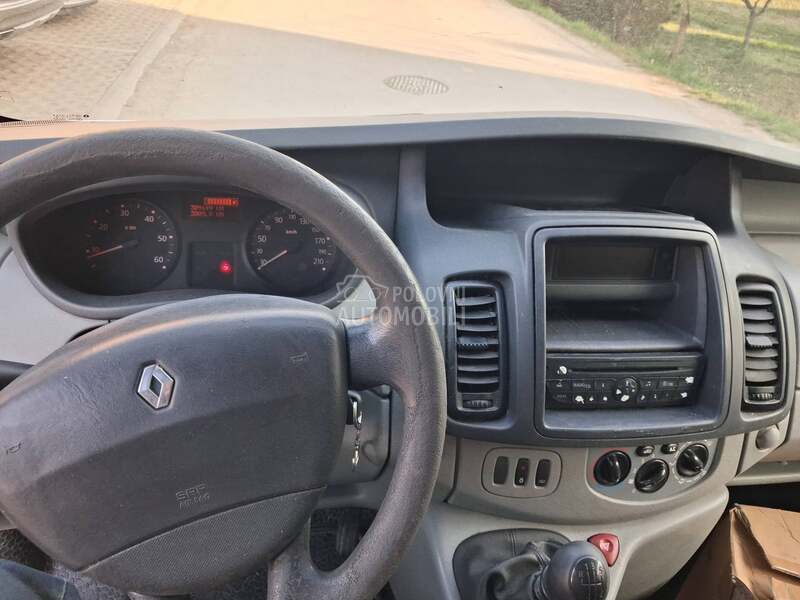 Renault Trafic 