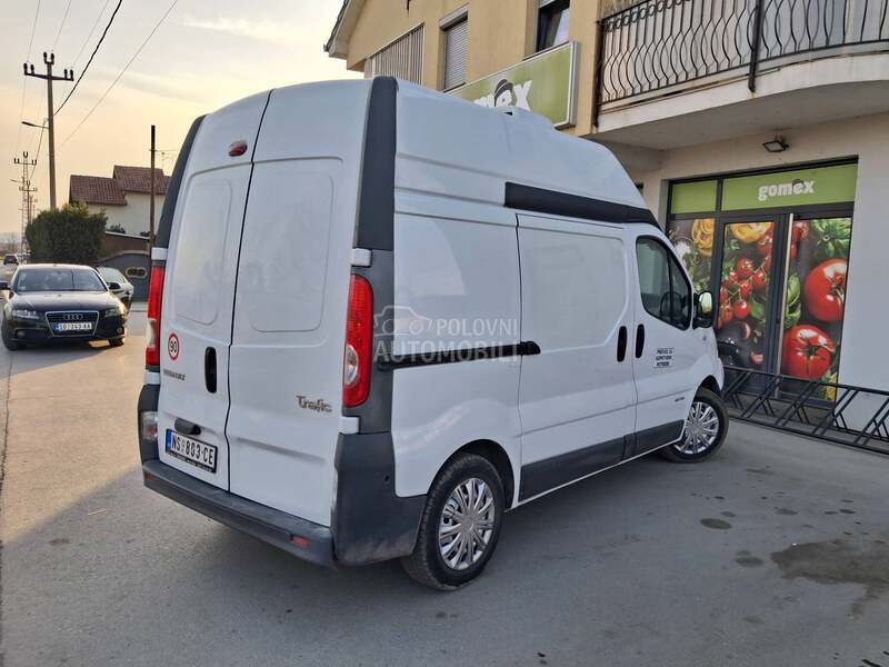 Renault Trafic 