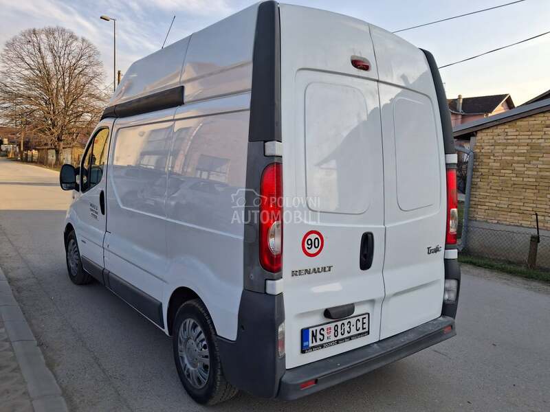 Renault Trafic 