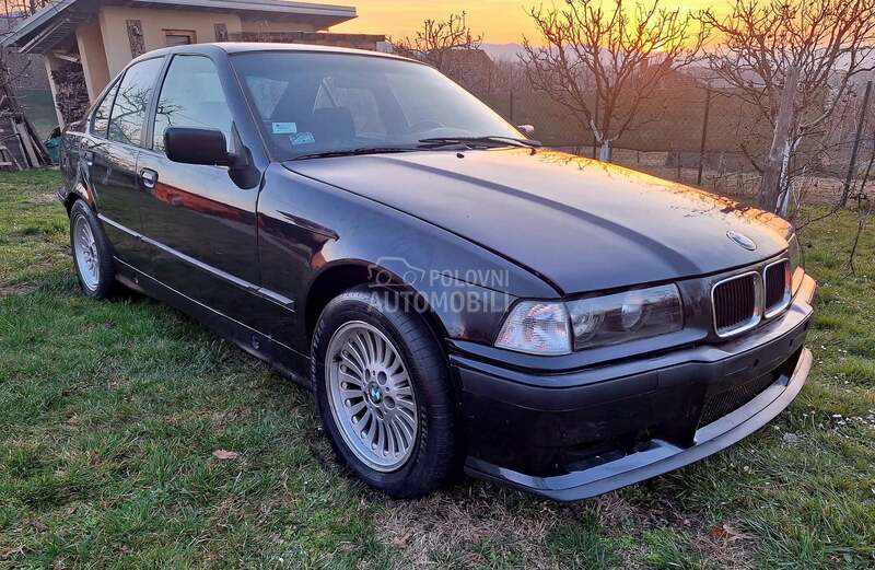 BMW 325 E36