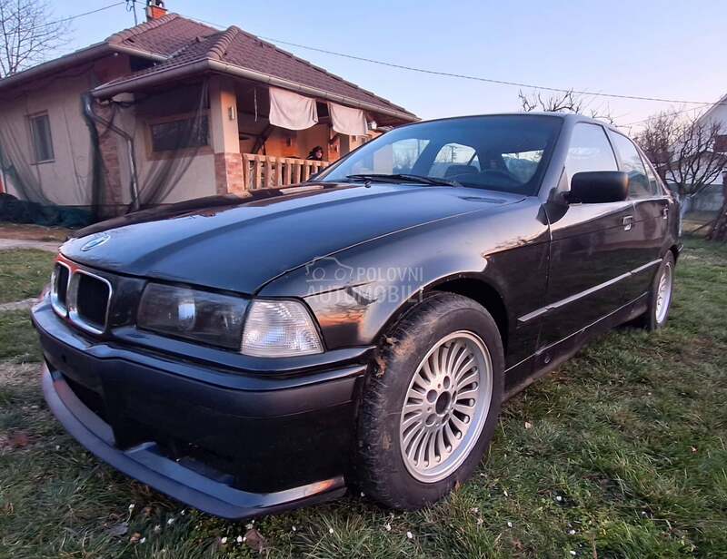 BMW 325 E36