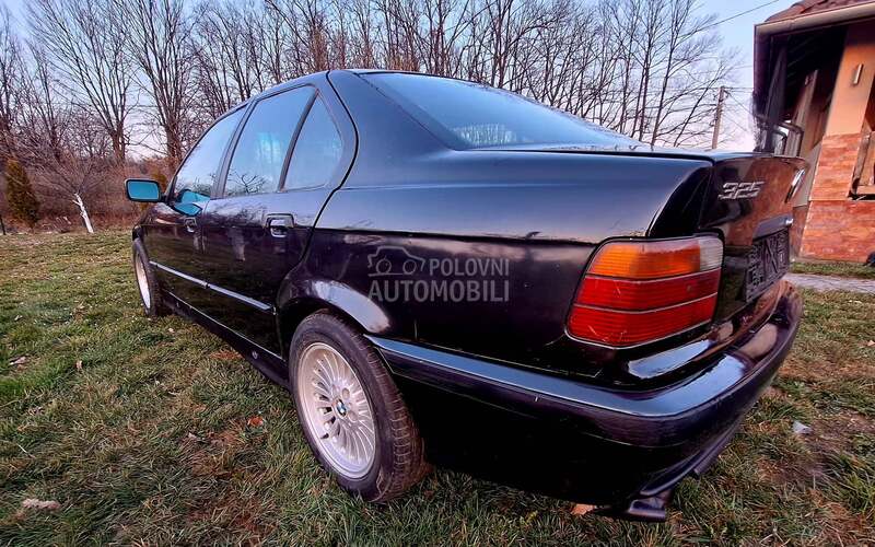 BMW 325 E36