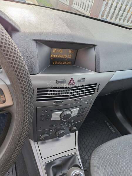 Opel Astra H 