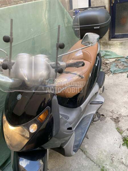 Piaggio Beverly