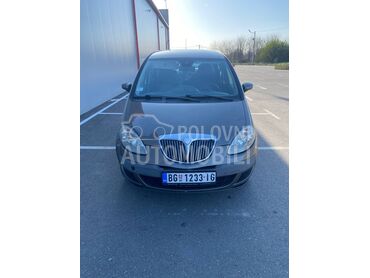 Lancia Musa 1.3 mjet reg god