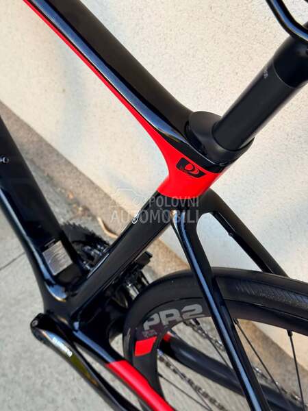 Giant Defy Carbon 28