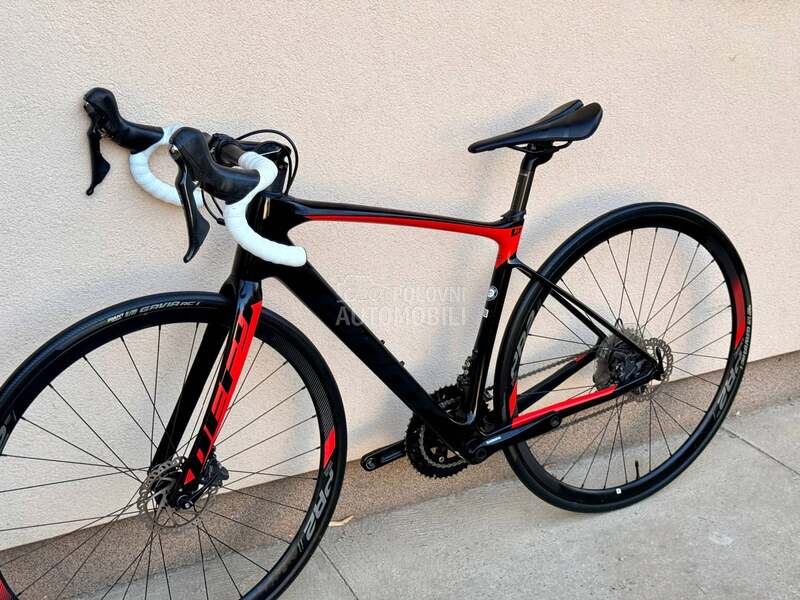 Giant Defy Carbon 28