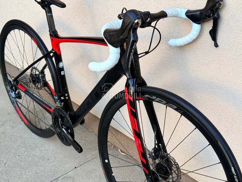 Giant Defy Carbon 28