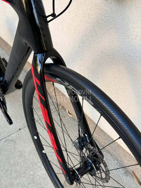 Giant Defy Carbon 28