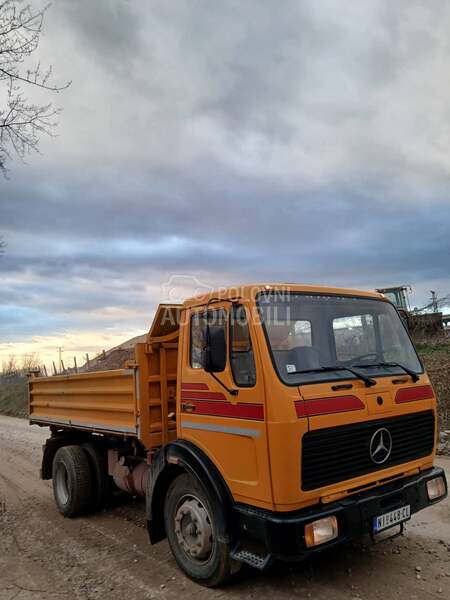 Mercedes Benz 1213