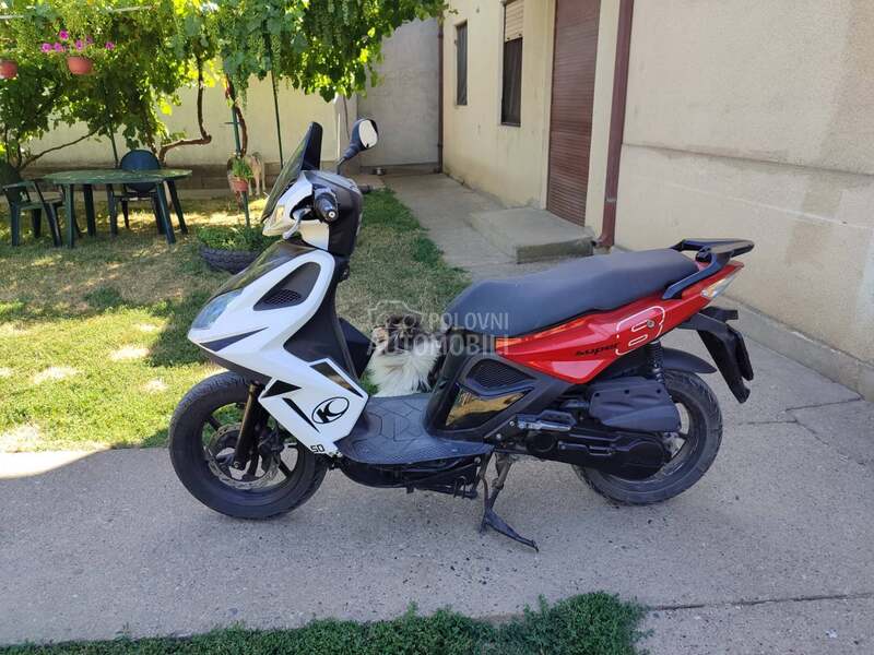 Kymco super 8