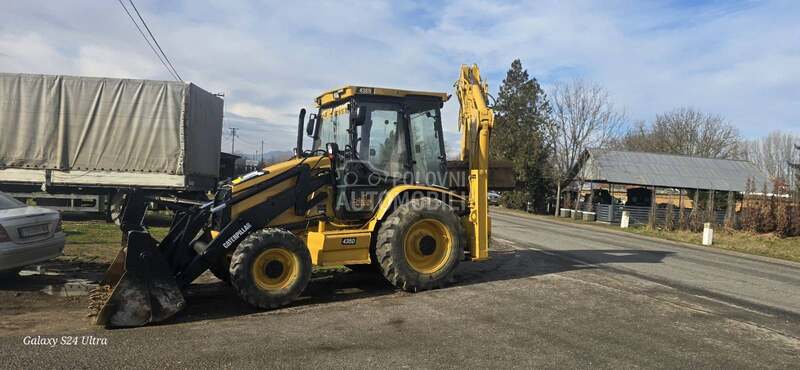CAT 438D