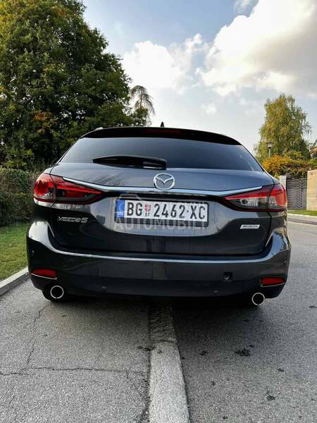 Mazda 6 
