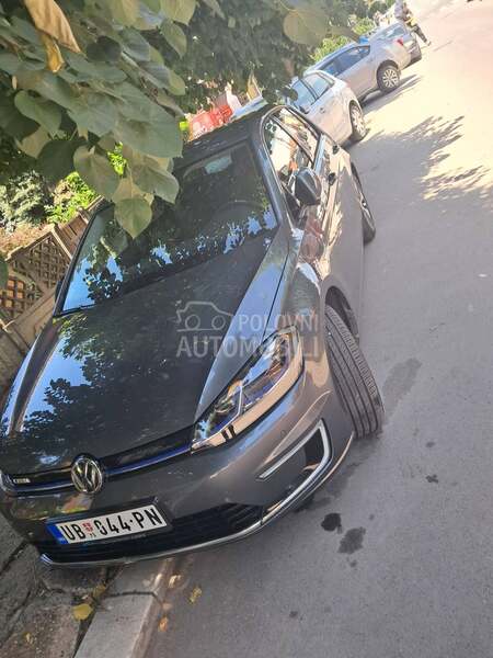 Volkswagen Golf 7 E GOLF