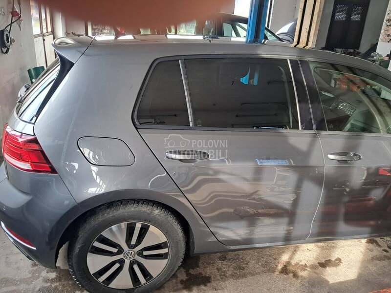 Volkswagen Golf 7 E GOLF