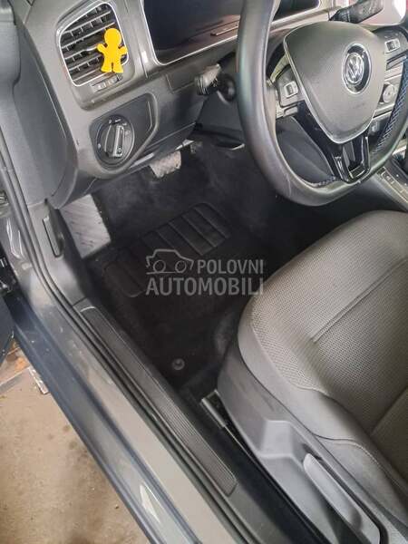 Volkswagen Golf 7 E GOLF