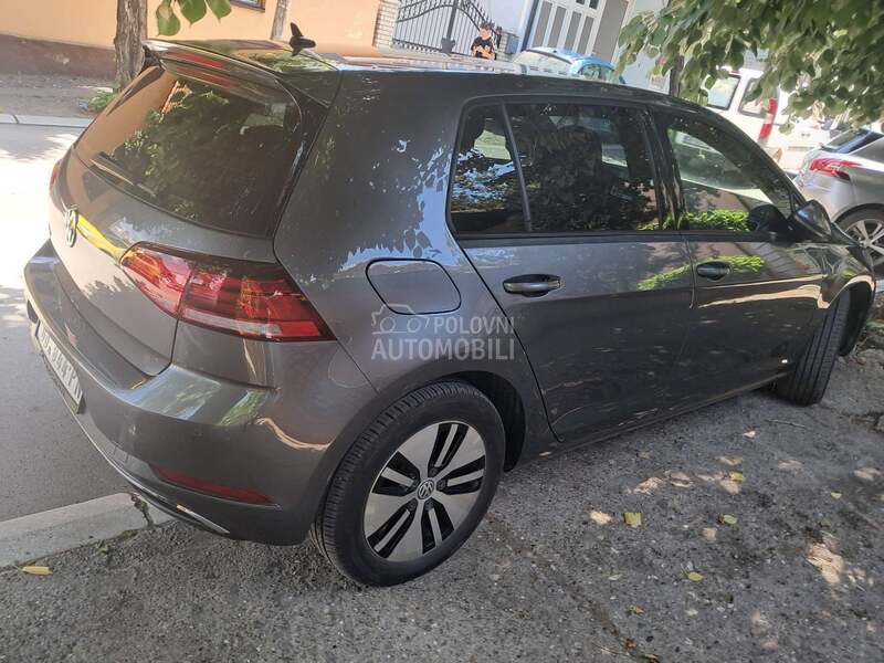 Volkswagen Golf 7 E GOLF