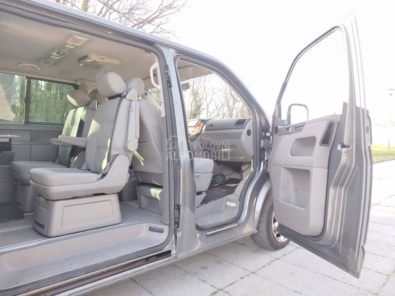 Volkswagen Multivan T5 LEVI VOLAN