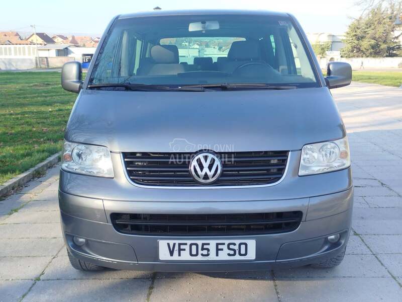 Volkswagen Multivan T5 LEVI VOLAN