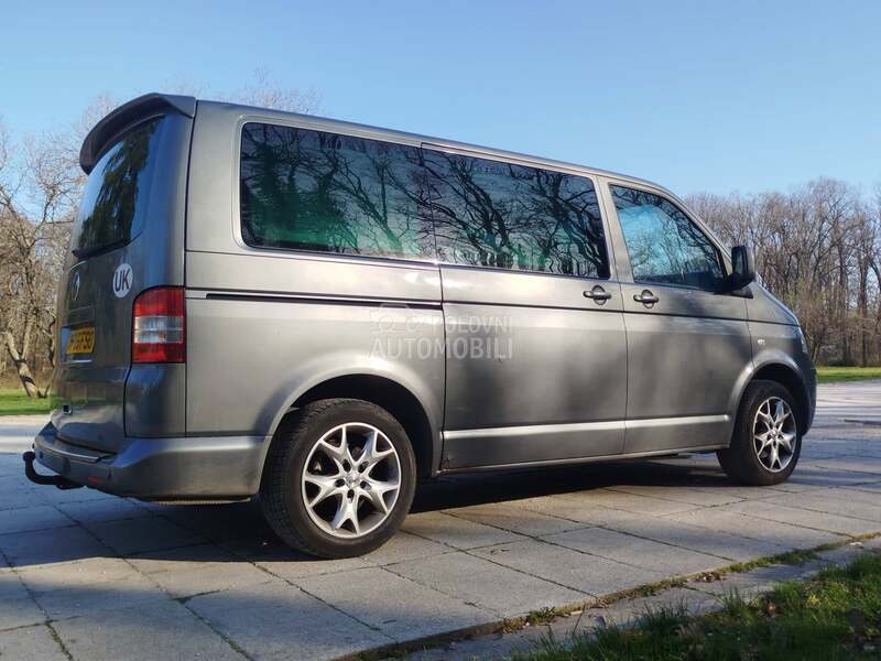 Volkswagen Multivan T5 LEVI VOLAN