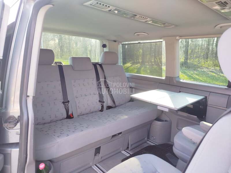 Volkswagen Multivan T5 LEVI VOLAN