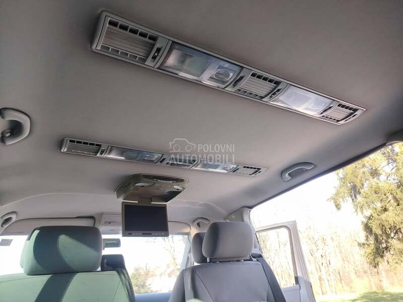 Volkswagen Multivan T5 LEVI VOLAN