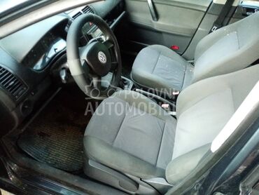 sedista 5 vrata za Volkswagen Polo od 2002. do 2008. god.