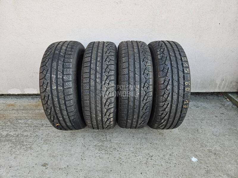 Pirelli 215/60 R17 Zimska