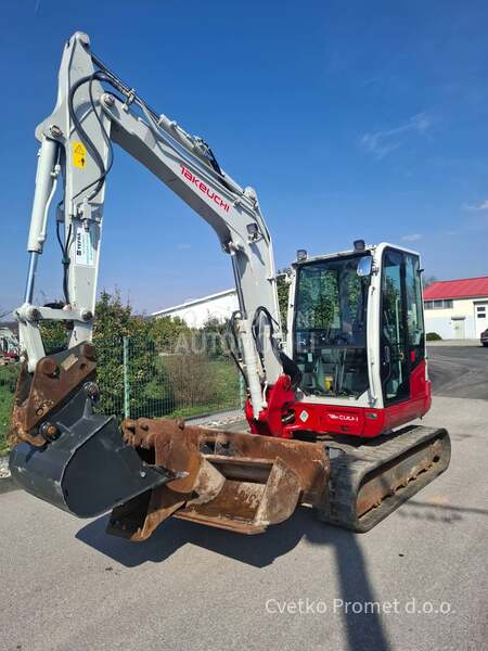 Takeuchi TB250 2