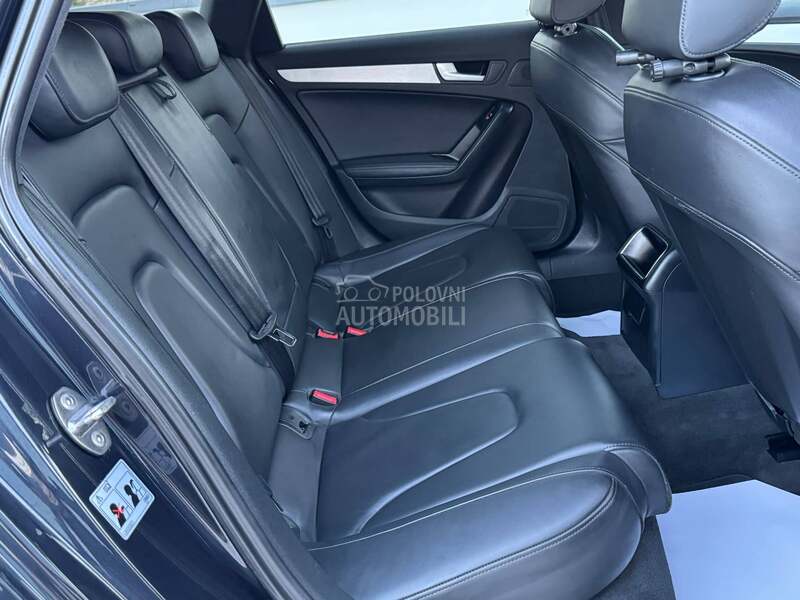 Audi A4 S LINE/LED/KOŽA/NAV