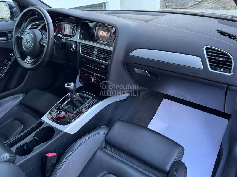 Audi A4 S LINE/LED/KOŽA/NAV