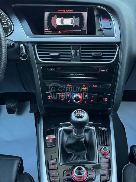 Audi A4 S LINE/LED/KOŽA/NAV