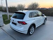 Volkswagen Tiguan R line