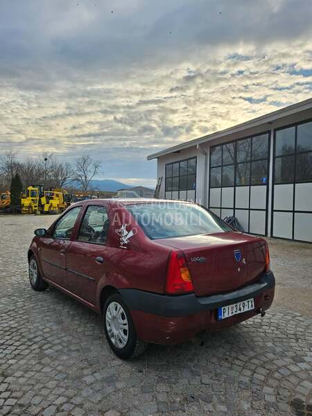 Dacia Logan 