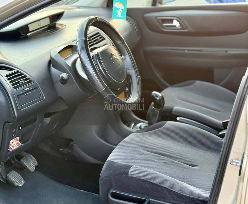 Citroen C4 1.4b