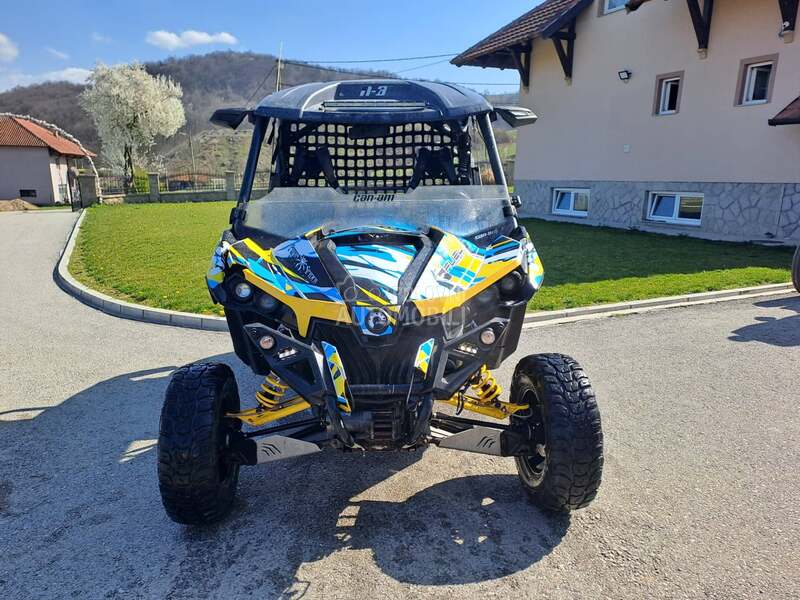 Can-Am Maverik 1000R