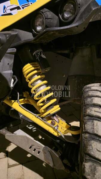 Can-Am Maverik 1000R