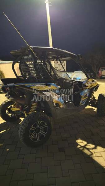 Can-Am Maverik 1000R